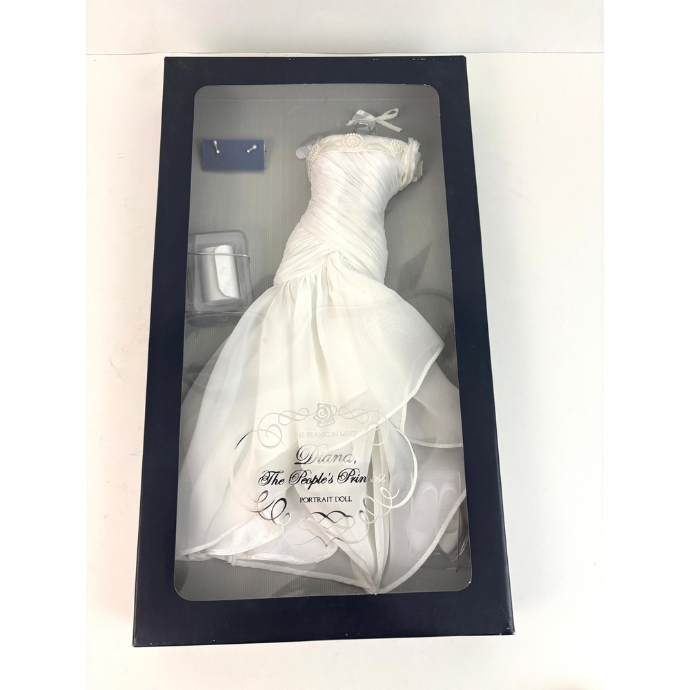 1990s Franklin Mint Princess Diana People's Princess White Gown Doll Outfit